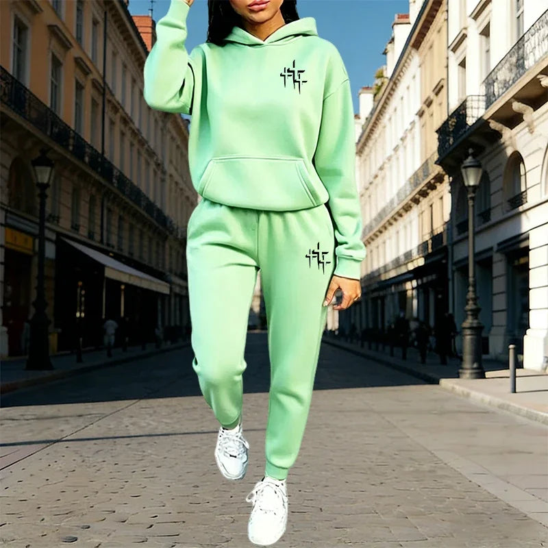 Victoria™ Women’s Performance Tracksuit