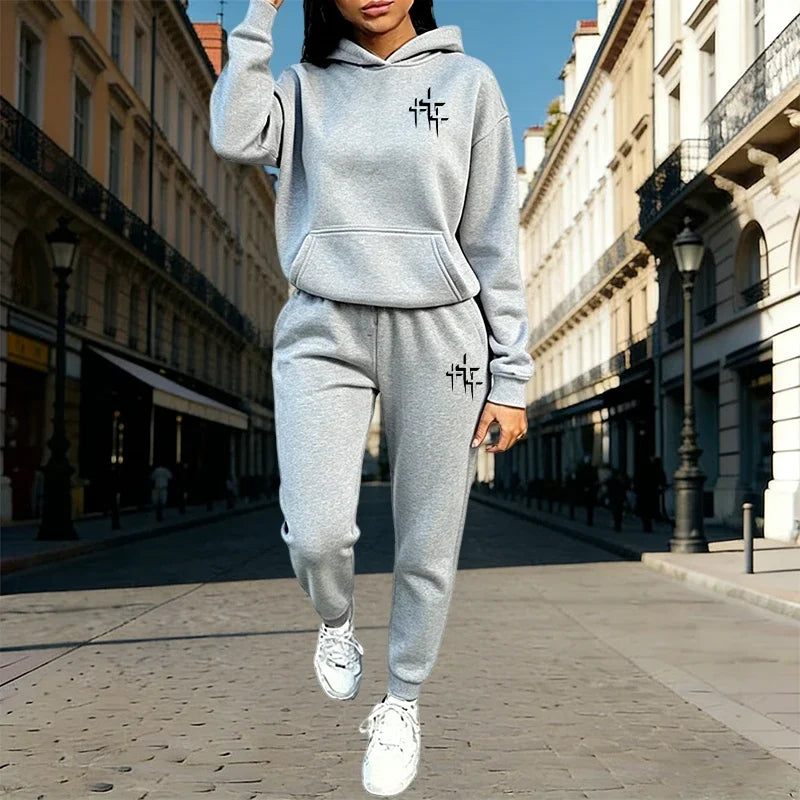 Victoria™ Women’s Performance Tracksuit